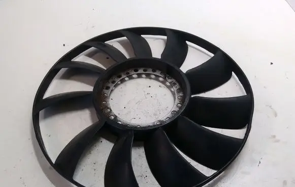 Audi A4 S4 B5 8D Fan impeller 058121301B