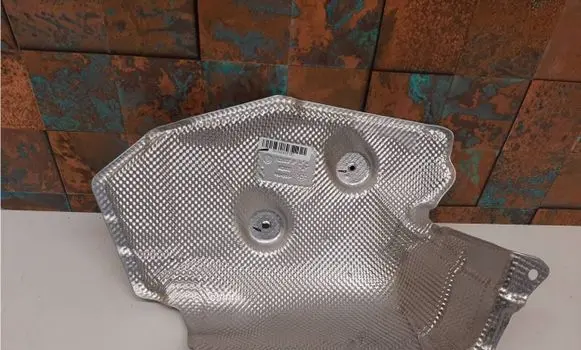 BMW X6 G06 Exhaust heat shield 7424937 51487424937