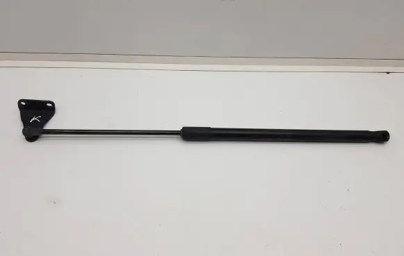 Infiniti Q30 Tailgate/trunk strut/damper 904515DA0A 3855300540N