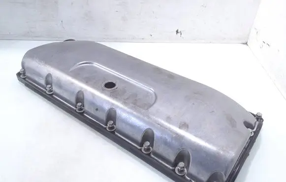 Volkswagen Phaeton Rocker cam cover 07Z103469