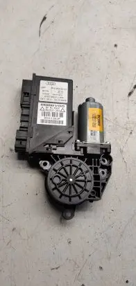 Audi A4 S4 B7 8E 8H Front door window regulator with motor 8H2959801D 92031203 992212303