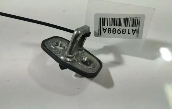 Citroen C5 Rear door lock loop/hook striker 9555466380