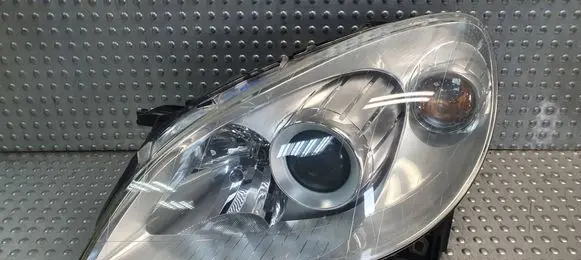 Mercedes-Benz B W245 Headlight/headlamp A1698201761