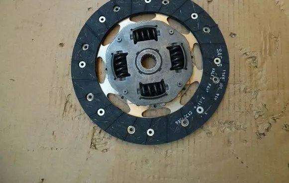 Nissan Sentra B13 Clutch pressure plate 1878078041