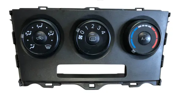 Toyota Auris 150 Climate control unit 5540602420 55903758818 5590275D013