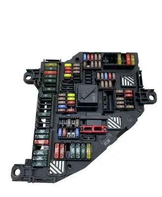 BMW 5 F10 F11 Fuse module 9252813 317033451F