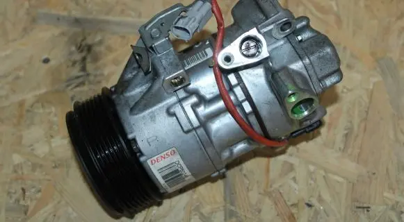 Toyota Yaris Air conditioning (A/C) compressor (pump) 447260-2335 4472602335 5SER09C
