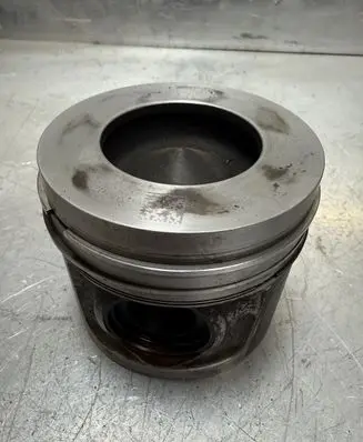 BMW 5 F10 F11 Piston 8506105