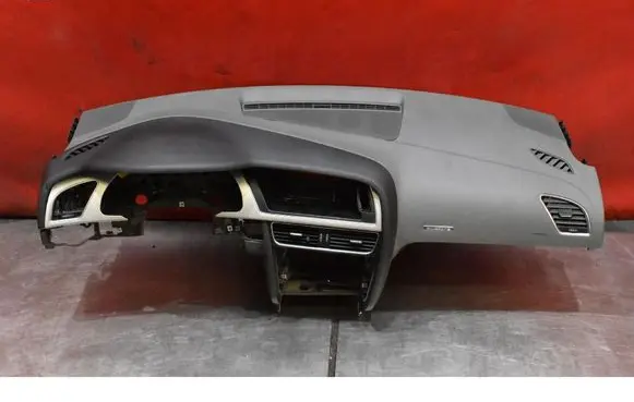Audi A5 8T 8F Dashboard 