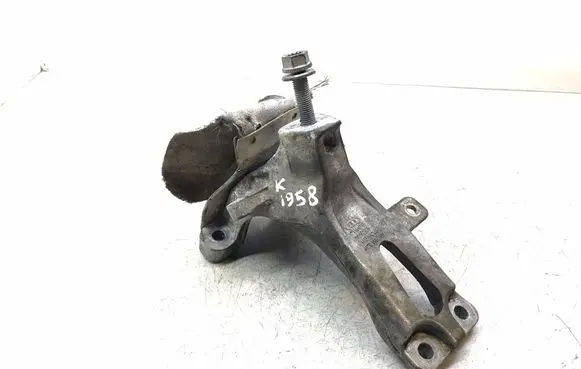 Audi A4 S4 B8 8K Engine mounting bracket 4g0199308k K1958