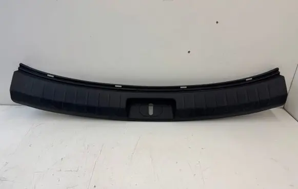 Hyundai Santa Fe Trunk/boot sill cover protection 857702W300