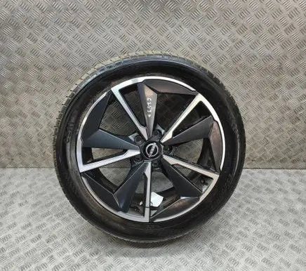 Nissan Qashqai J12 R19 alloy rim AC4CHT6