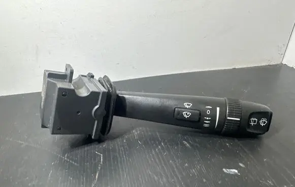 Volvo XC90 Wiper control stalk 30669742 04W47D