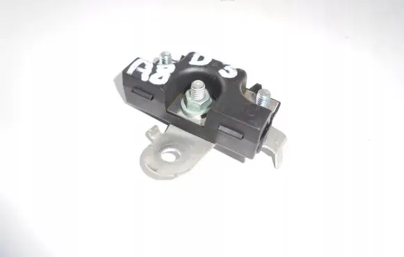 Audi A8 S8 D3 4E Battery relay fuse 4E0035209