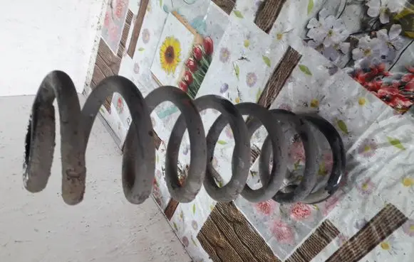 Peugeot 406 Rear coil spring