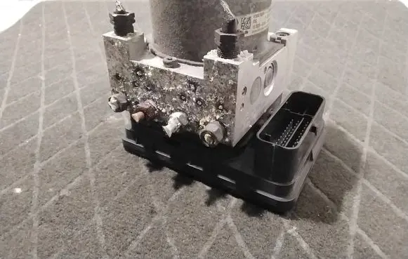 Renault Trafic III (X82) ABS Pump 28515240093 10062236171 10091514493
