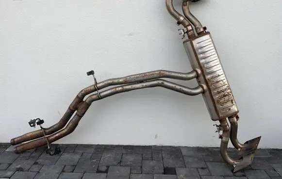 Lamborghini Urus Muffler ending 4M0253611E