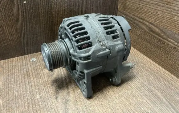 Volkswagen Crafter Generator/alternator 06F903023D 0124325130