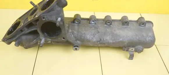 Mitsubishi Canter Intake manifold SSACY 4P10