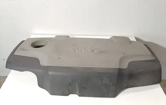 Volvo V70 Engine cover (trim)