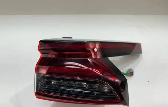 Nissan Qashqai J12 Rear/tail lights 2208D03F