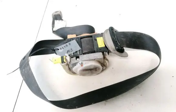Toyota Avensis Verso Front seatbelt