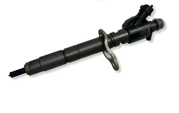 Volvo V40 Fuel injector 31303238
