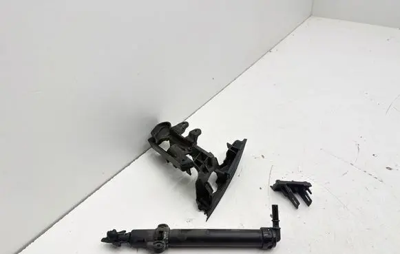Jeep Grand Cherokee Headlight washer spray nozzle 92000702