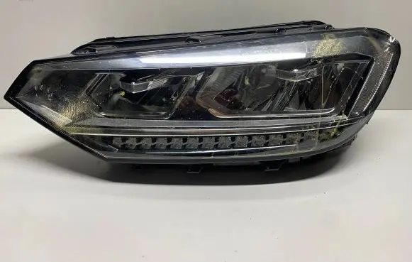Volkswagen Touran III Headlight/headlamp 5TB941035B