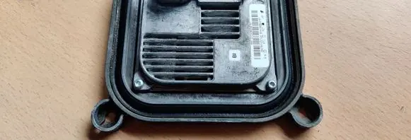 Lincoln MKS Xenon control unit/module 35XT57D3