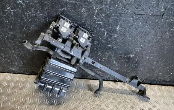 Tesla Model X Radiator support slam panel bracket 105416400E