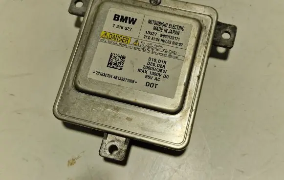 Headlight ballast module Xenon