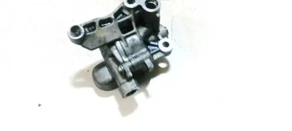 Skoda Fabia Mk2 (5J) Oil pump 045115105C R0451115109A