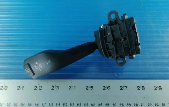 BMW X3 E83 Indicator stalk 8363668