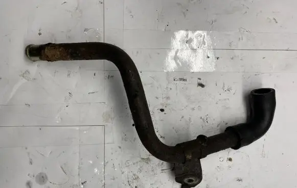 Brake vacuum hose/pipe