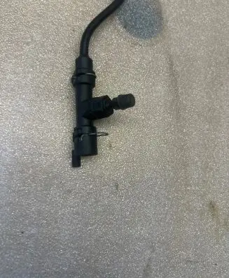 Volkswagen Tiguan Clutch pipe/line 1J0721408C