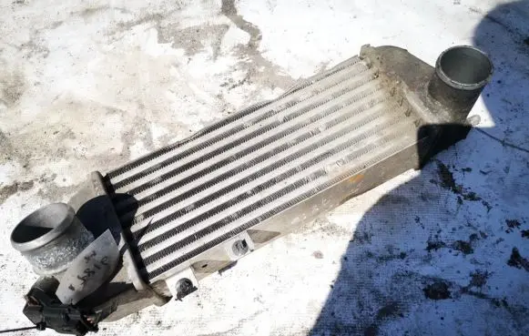 KIA Ceed Intercooler radiator 6039515