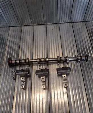 BMW X2 F39 Camshaft 8630462 11378630462