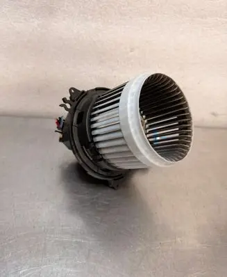Renault Clio IV Heater fan/blower 