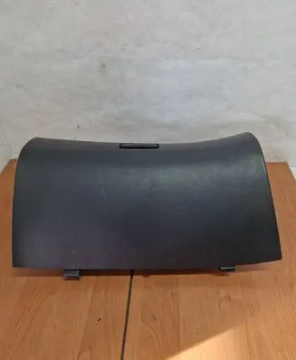 Toyota Avensis T250 Glove box 5555005070 33126M