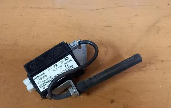 Hyundai ix35 Keyless (KESSY) go control unit/module 954702S200