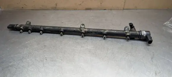 Mercedes-Benz E W211 Fuel main line pipe A6130700195 003558L2 0445216007