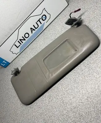 BMW 5 E60 E61 Sun visor 7066650