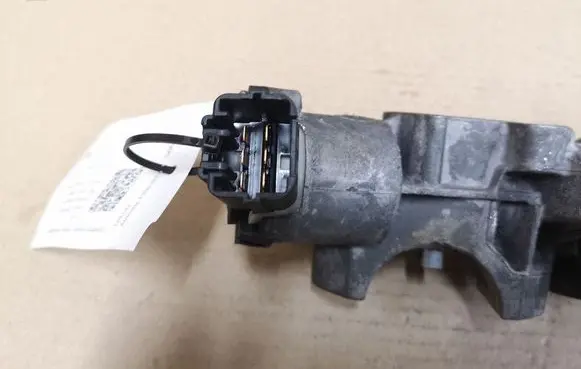 Toyota Avensis T250 Ignition lock N0501517 736661A