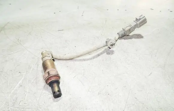 Toyota Avensis T270 Lambda probe sensor 8946720100