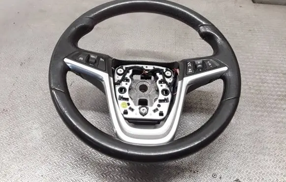 Opel Insignia A Steering wheel 13316540