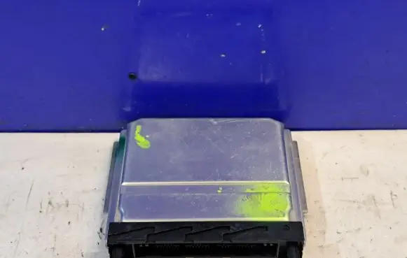 Volvo XC90 Engine control unit/module 0281011441 30646978