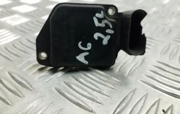 Audi A6 S6 C5 4B Mass air flow meter AFH7025C