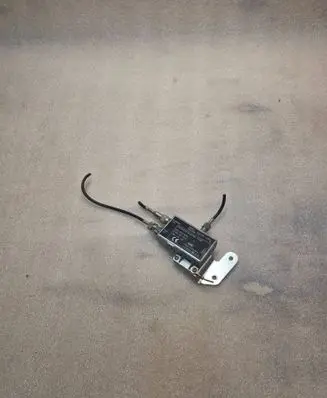 Audi A8 S8 D2 4D Antenna control unit 4001000 4B5035585 0145108