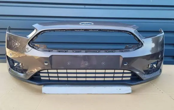Ford Focus Front bumper